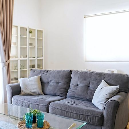 2Br Lucky Tower Residence Jakarta Old Town Top Floor Condo Eksteriør bilde