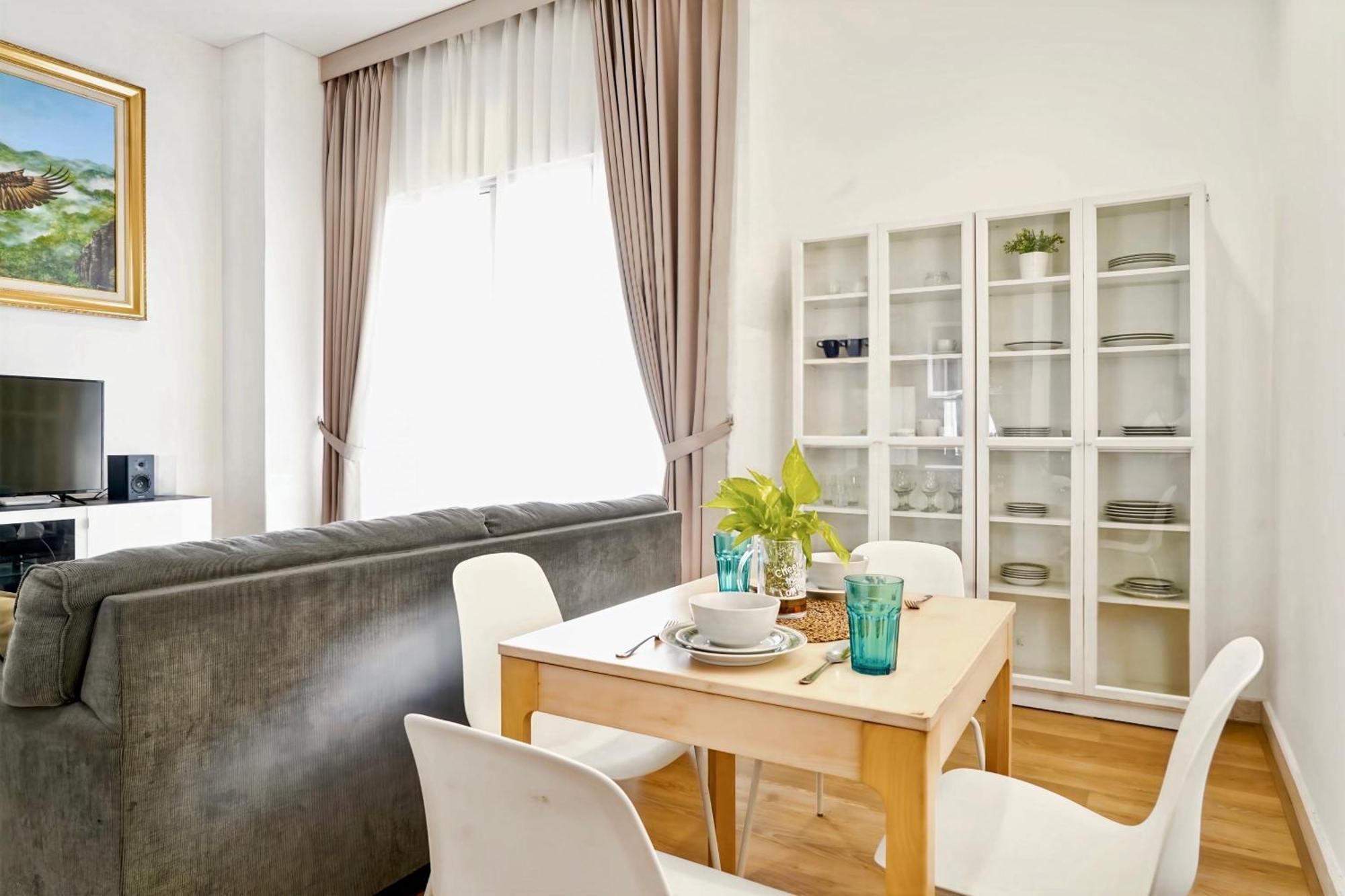2Br Lucky Tower Residence Jakarta Old Town Top Floor Condo Eksteriør bilde