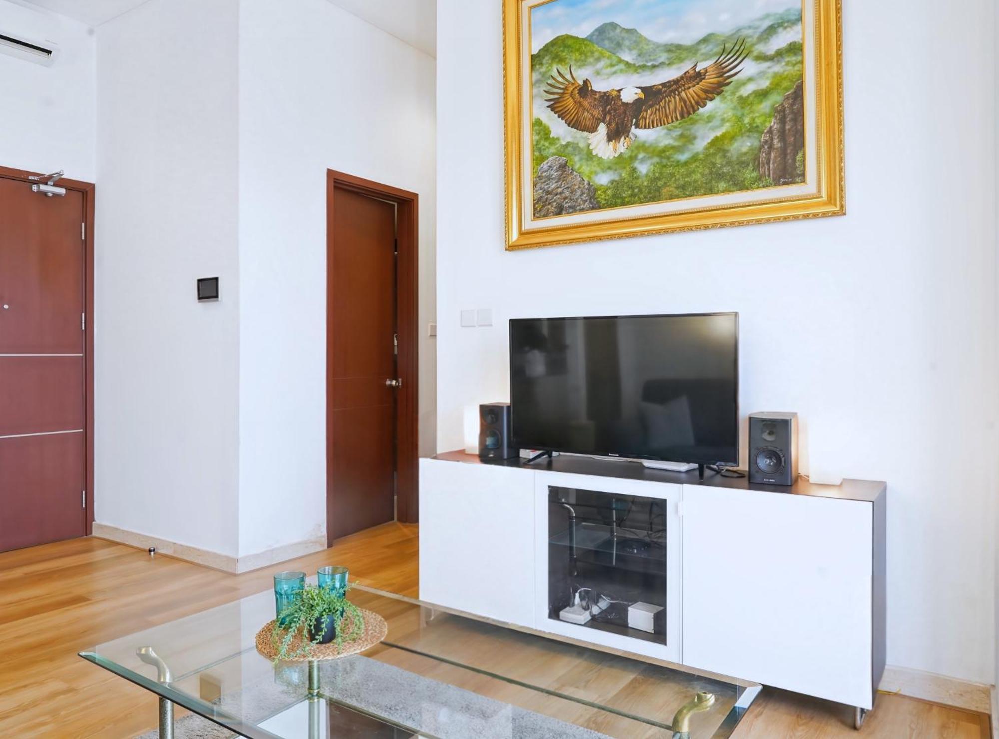 2Br Lucky Tower Residence Jakarta Old Town Top Floor Condo Eksteriør bilde