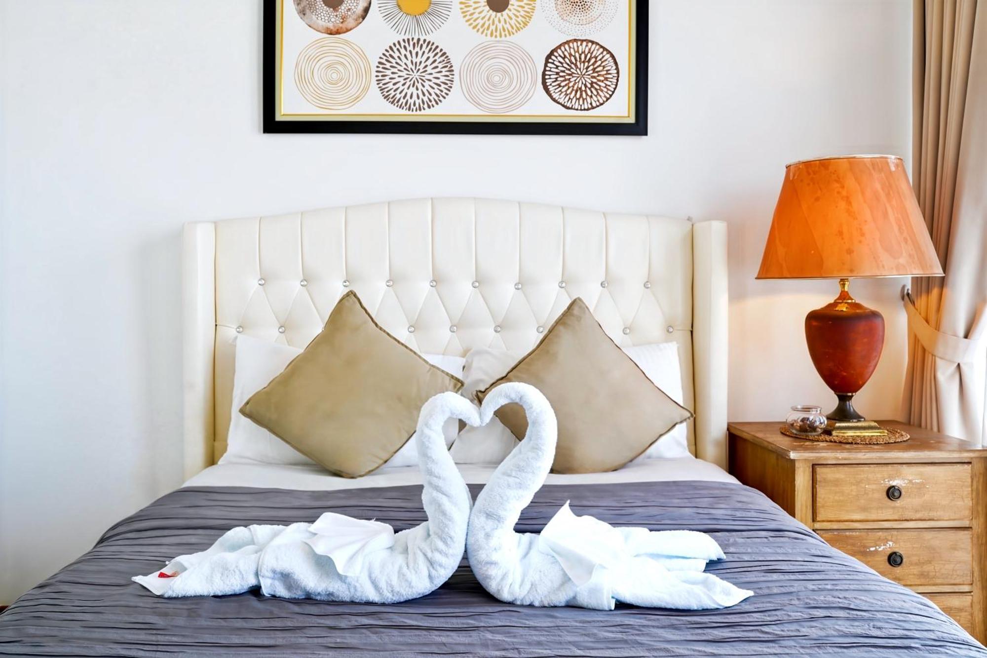2Br Lucky Tower Residence Jakarta Old Town Top Floor Condo Eksteriør bilde