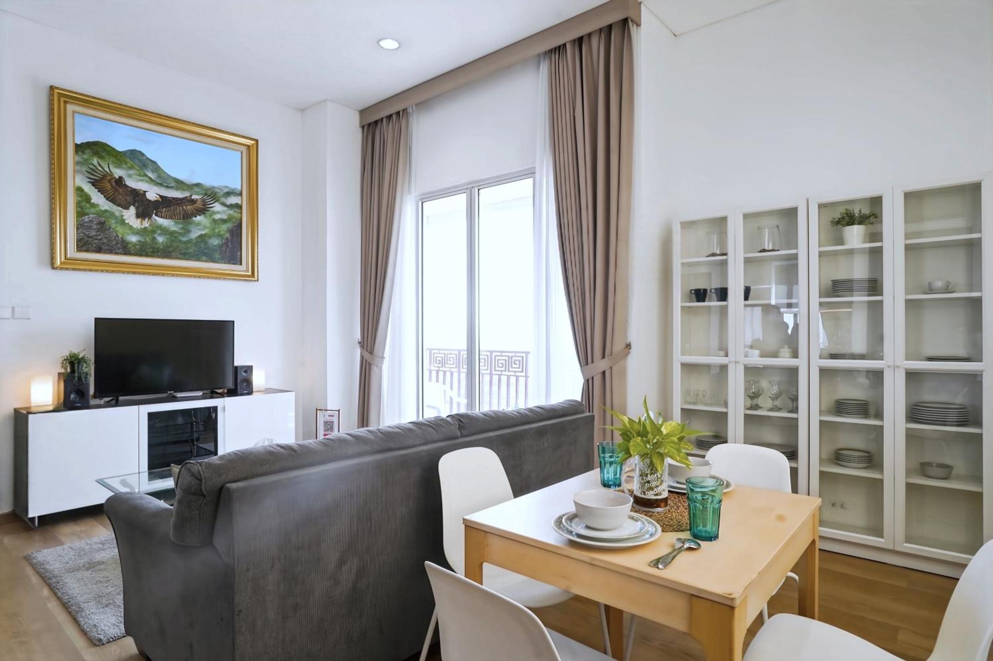 2Br Lucky Tower Residence Jakarta Old Town Top Floor Condo Eksteriør bilde